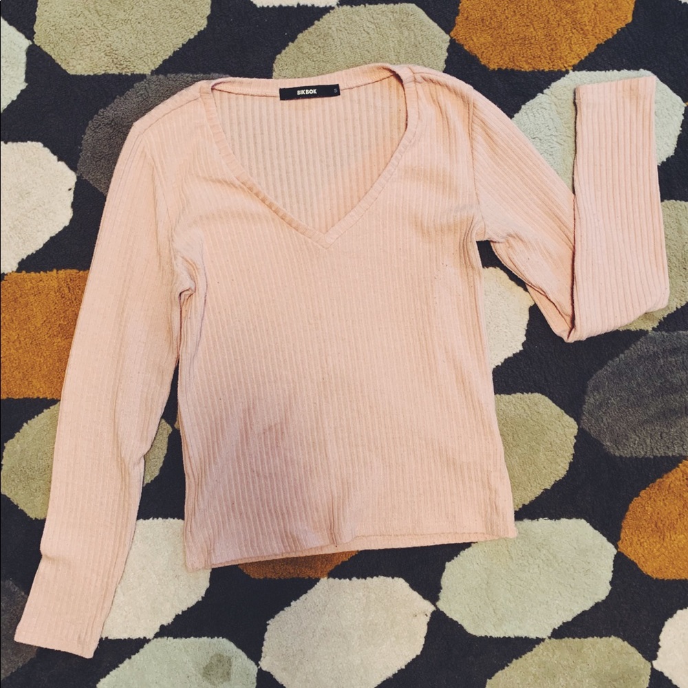 pink light sweater